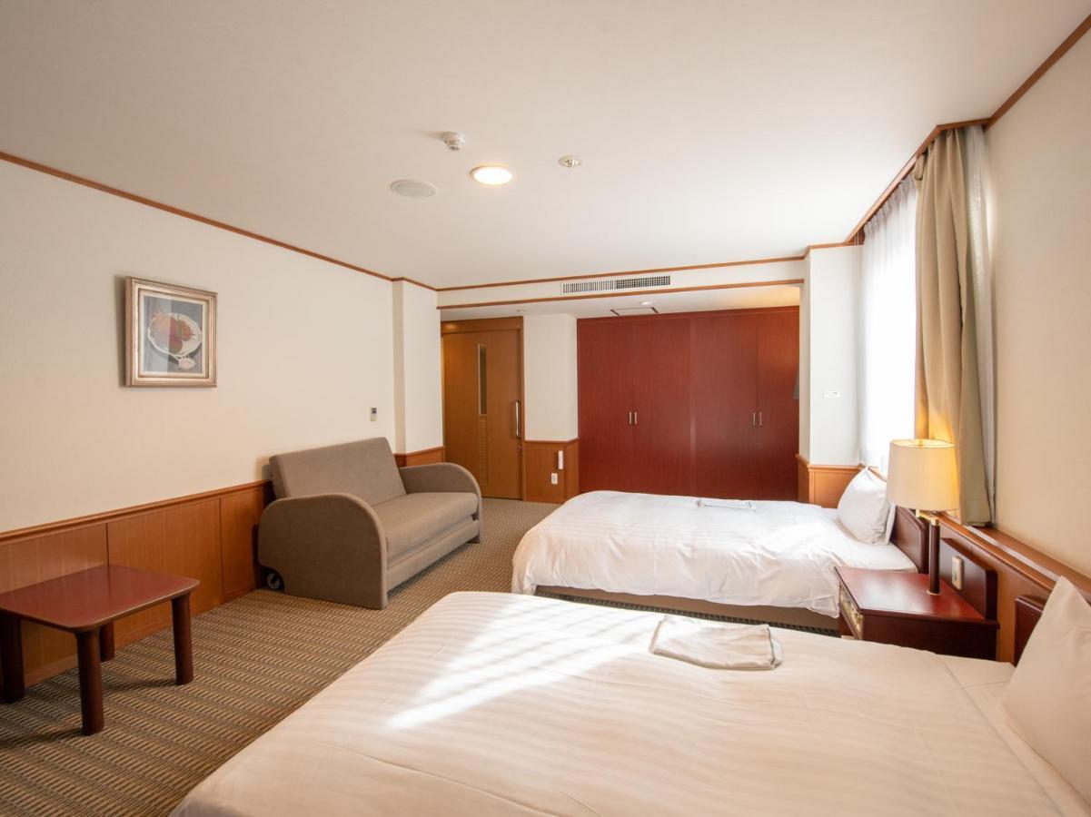 Hotel Iidaya Matsumoto Bagian luar foto