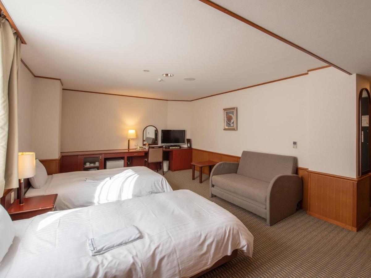 Hotel Iidaya Matsumoto Bagian luar foto