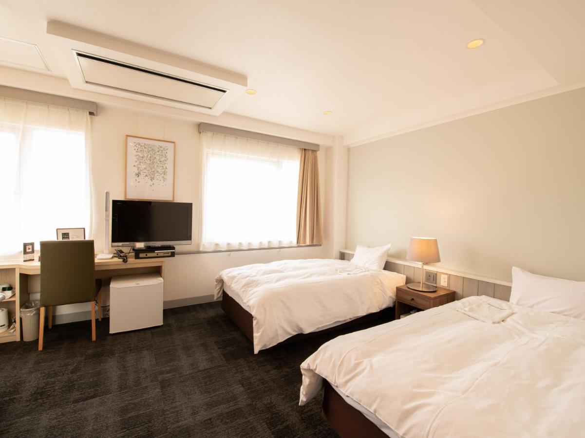 Hotel Iidaya Matsumoto Bagian luar foto